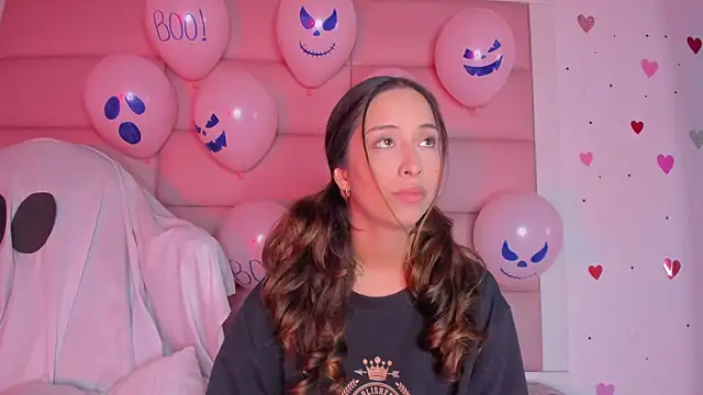 little-Emma online show from 10.13.25