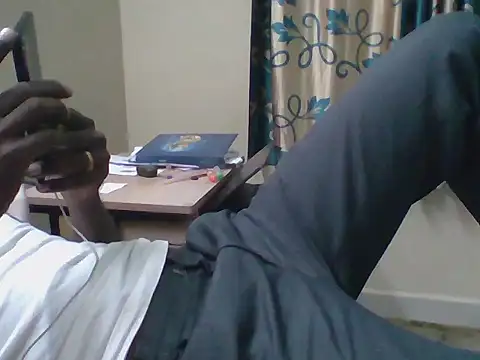 Snapshot of bas1cooks chatting on 10.09.25 bas1cooks online show from 10.09.25