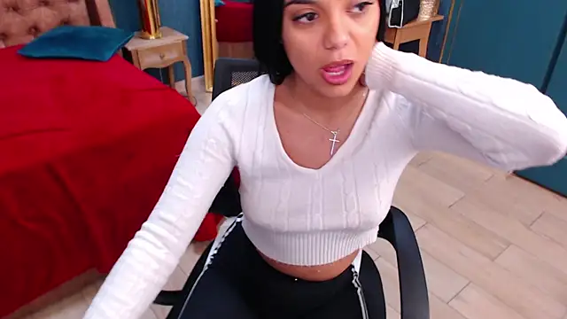 SerenaXMendez online show from 01.02.25