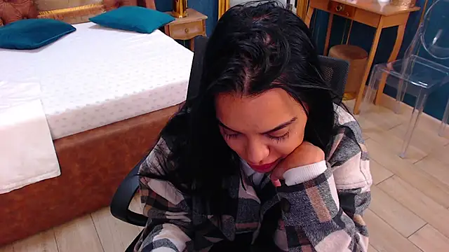 SerenaXMendez online show from 02.22.25