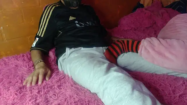 Snapshot of OldManAndGirlishLady chatting on 03.13.25 OldManAndGirlishLady online show from 03.13.25