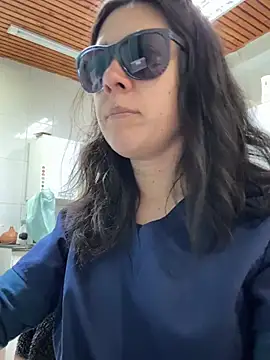 Snapshot of Reinacatchile chatting on 01.16.26 Reinacatchile online show from 01.16.26