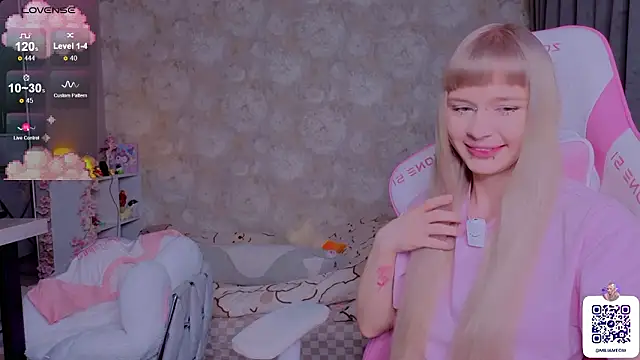 Milia Parker online show from 03.11.26