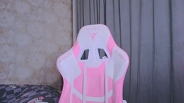 Milia Parker online show from 06.03.26