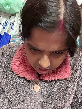 Beauty-queen online show from 12.16.25