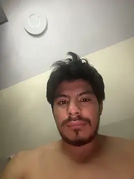 Snapshot of MynameisPaco chatting on 10.28.25 MynameisPaco online show from 10.28.25