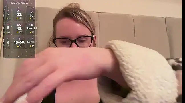 redheadrosie69 online show from 02.15.25