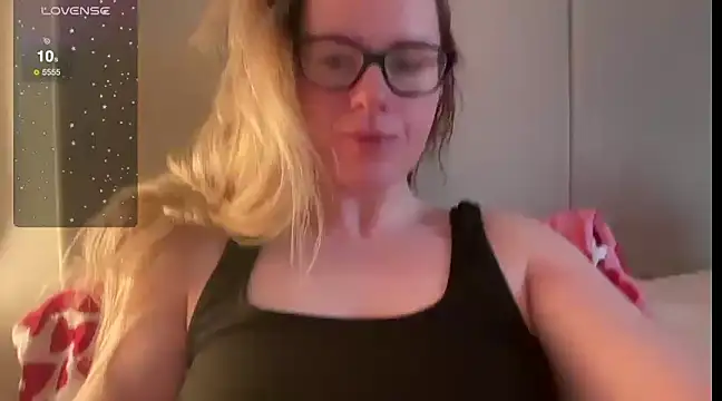redheadrosie69 online show from 02.16.25