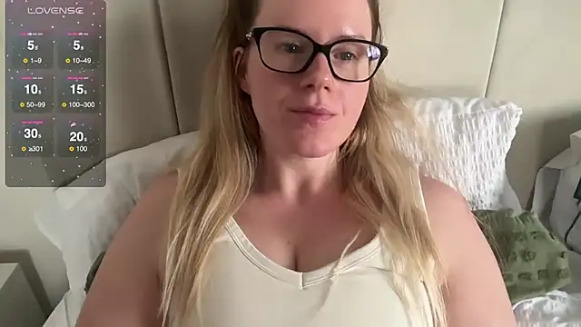 redheadrosie69 online show from 02.19.25