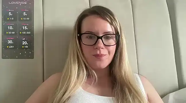 redheadrosie69 online show from 02.25.25