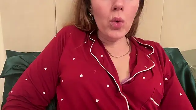 redheadrosie69 online show from 12.02.25