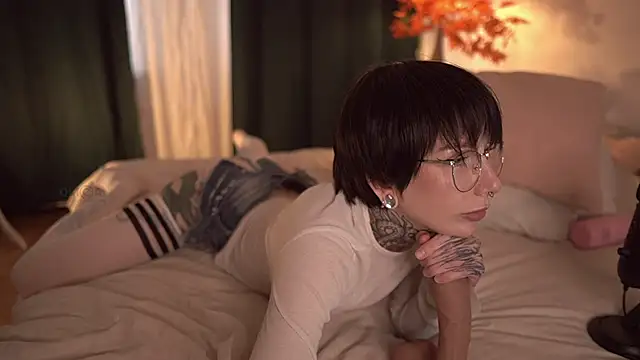 ifuckingtoy  online show from 10.19.25