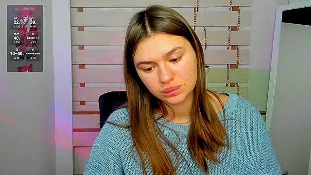 Josephine Kiss online show from 12.04.24