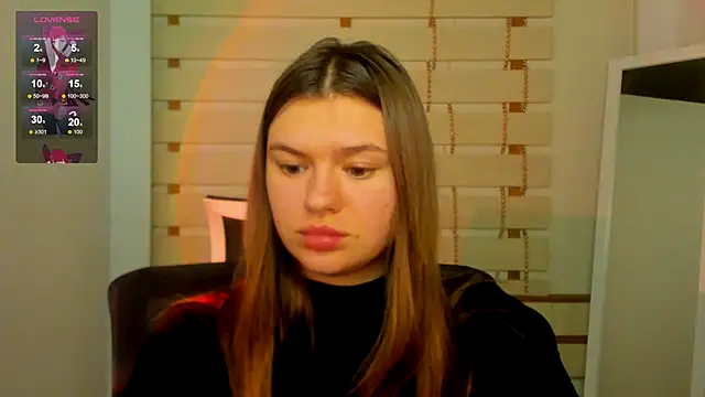 Josephine Kiss online show from 12.05.24