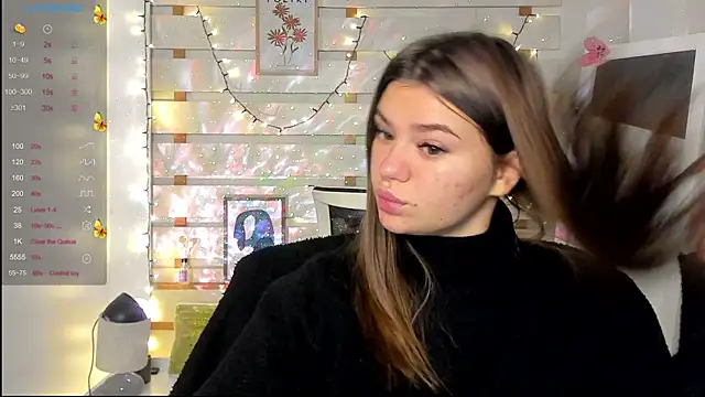 Snapshot of Josephine_Kiss chatting on 10.14.25 Josephine Kiss online show from 10.14.25