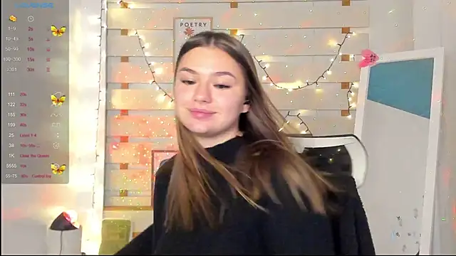 Snapshot of Josephine_Kiss chatting on 10.19.25 Josephine Kiss online show from 10.19.25