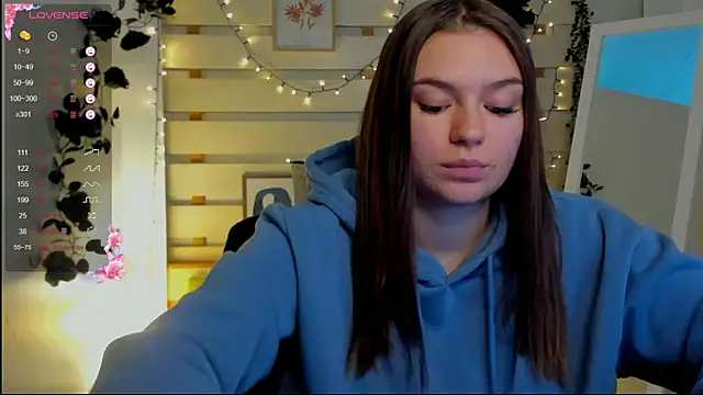 Josephine Kiss online show from 02.26.26