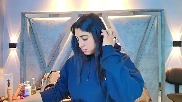 Danna 777  online show from 10.11.25