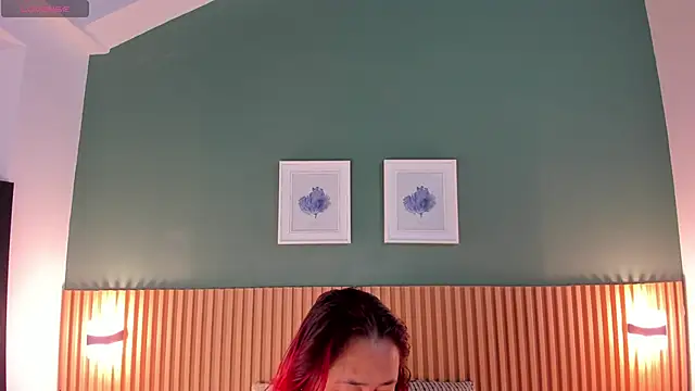  anavictoria  online show from 01.23.25