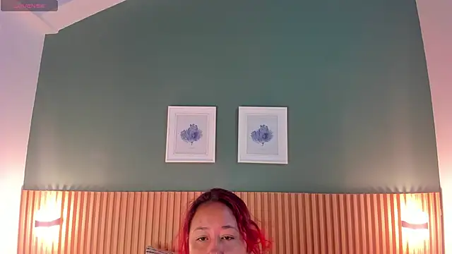  anavictoria  online show from 01.24.25