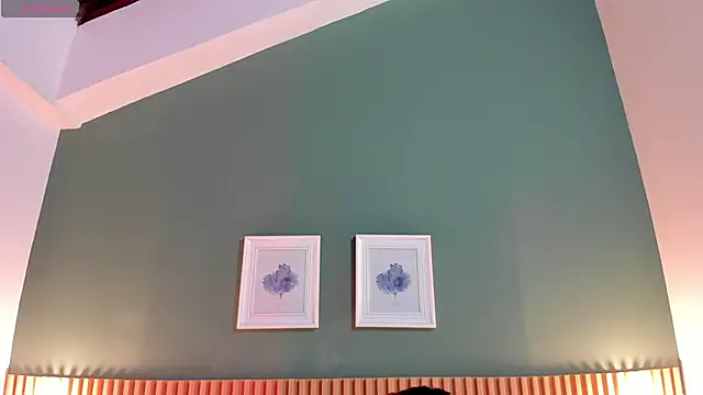  anavictoria  online show from 01.29.25