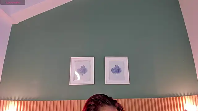  anavictoria  online show from 02.12.25