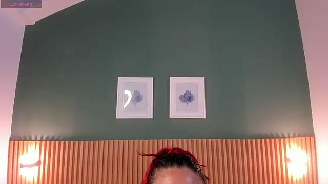  anavictoria  online show from 10.30.25