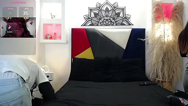 Tifanny Sweett online show from 10.11.25