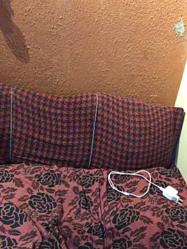 Snapshot of maluzinha2023 chatting on 01.12.26 maluzinha2023 online show from 01.12.26