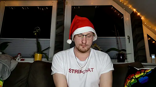 Relsxboy online show from 12.18.24