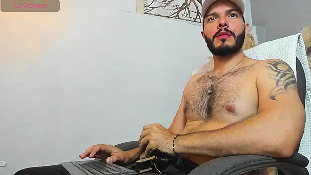 Snapshot of Tom_Bailey chatting on 09.13.25 Tom Bailey online show from 09.13.25