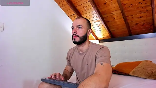 Snapshot of Tom_Bailey chatting on 09.26.25 Tom Bailey online show from 09.26.25