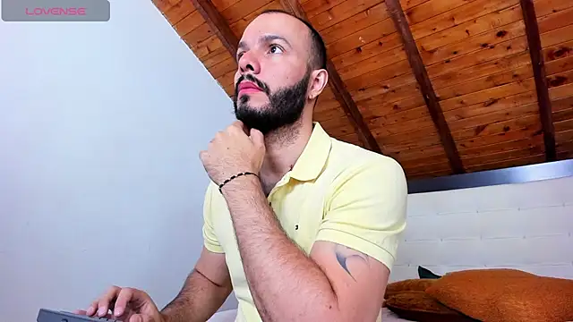 Snapshot of Tom_Bailey chatting on 09.28.25 Tom Bailey online show from 09.28.25