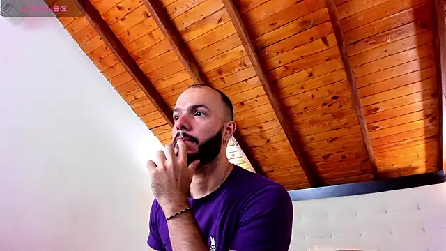 Snapshot of Tom_Bailey chatting on 10.23.25 Tom Bailey online show from 10.23.25