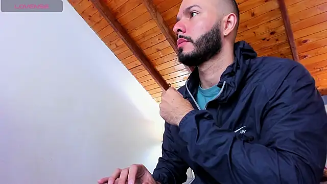 Snapshot of Tom_Bailey chatting on 11.07.25 Tom Bailey online show from 11.07.25