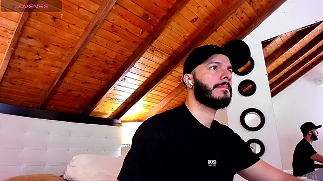 Tom Bailey online show from 11.23.25