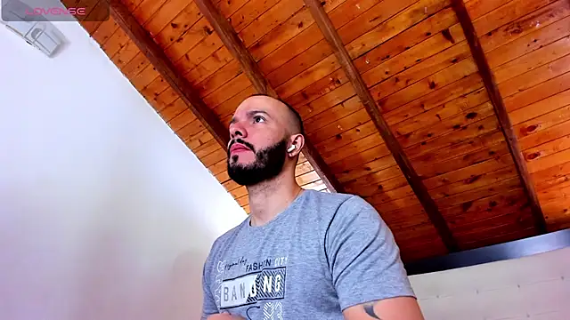 Tom Bailey online show from 12.02.25