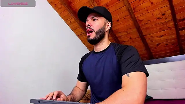 Tom Bailey online show from 02.23.26