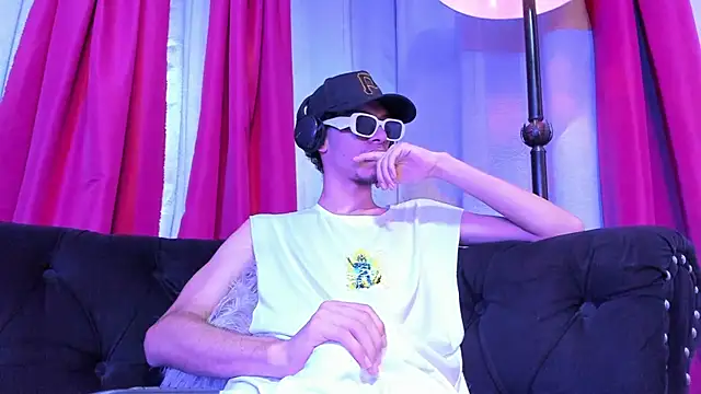 Snapshot of TomyMosterCock chatting on 12.10.24 TomyMosterCock online show from 12.10.24