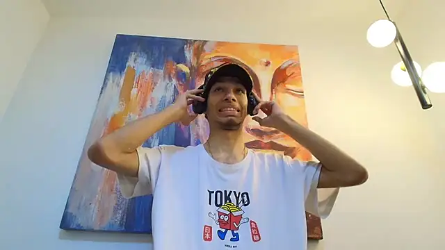 Snapshot of TomyMosterCock chatting on 12.24.24 TomyMosterCock online show from 12.24.24