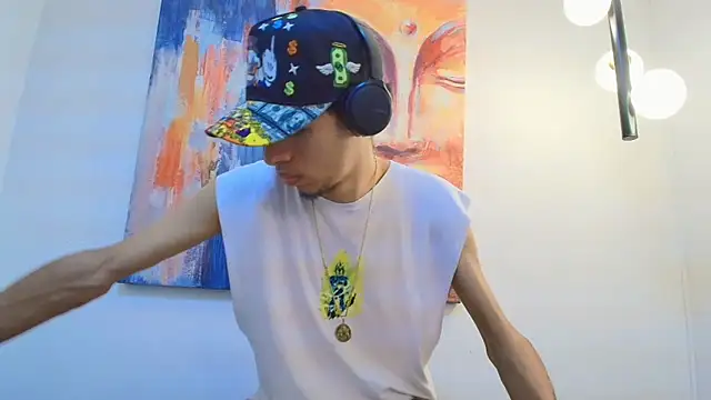 Snapshot of TomyMosterCock chatting on 12.28.24 TomyMosterCock online show from 12.28.24