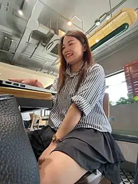 Emily 9xx online show from 11.23.25