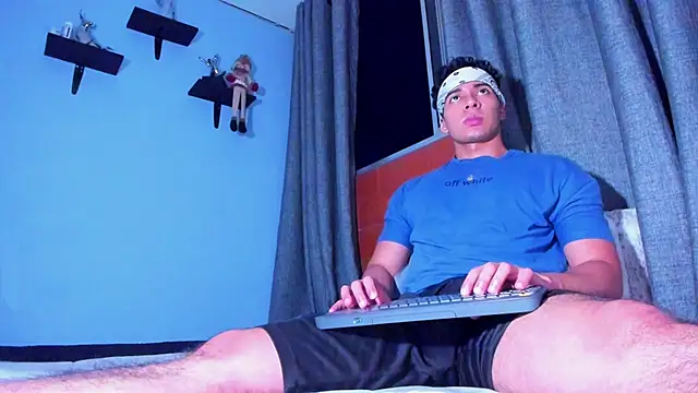 Snapshot of Stefann_salvatoree chatting on 01.19.25 Stefann salvatoree online show from 01.19.25