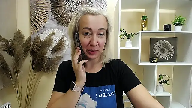 Snapshot of Amor_fati_ chatting on 09.09.25 Amor fati online show from 09.09.25