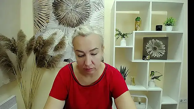 Snapshot of Amor_fati_ chatting on 09.14.25 Amor fati online show from 09.14.25