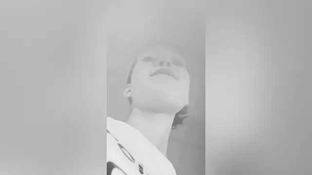 LolaLemona online show from 09.15.25