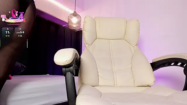 AllisonRoberts  online show from 10.09.25