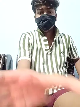 Snapshot of hotvarunrita chatting on 10.30.25 hotvarunrita online show from 10.30.25