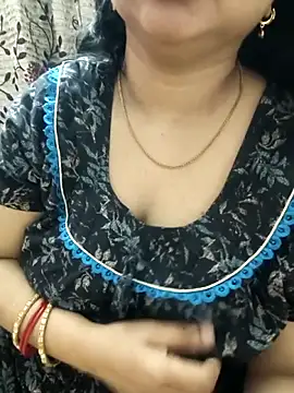 cuteyqueen online show from 04.14.26