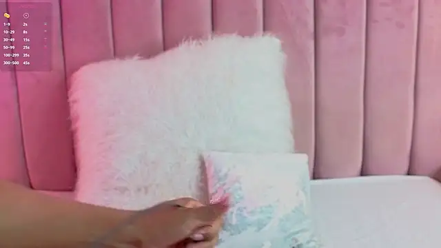 Snapshot of KimberlyCutee chatting on 07.16.26 KimberlyCutee online show from 07.16.26